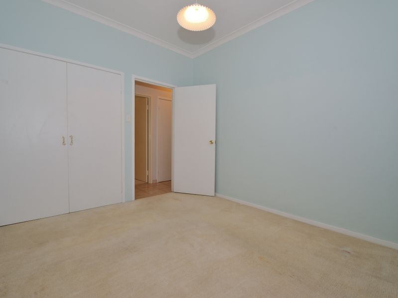 19 Warnbro Sound Avenue, Warnbro WA 6169