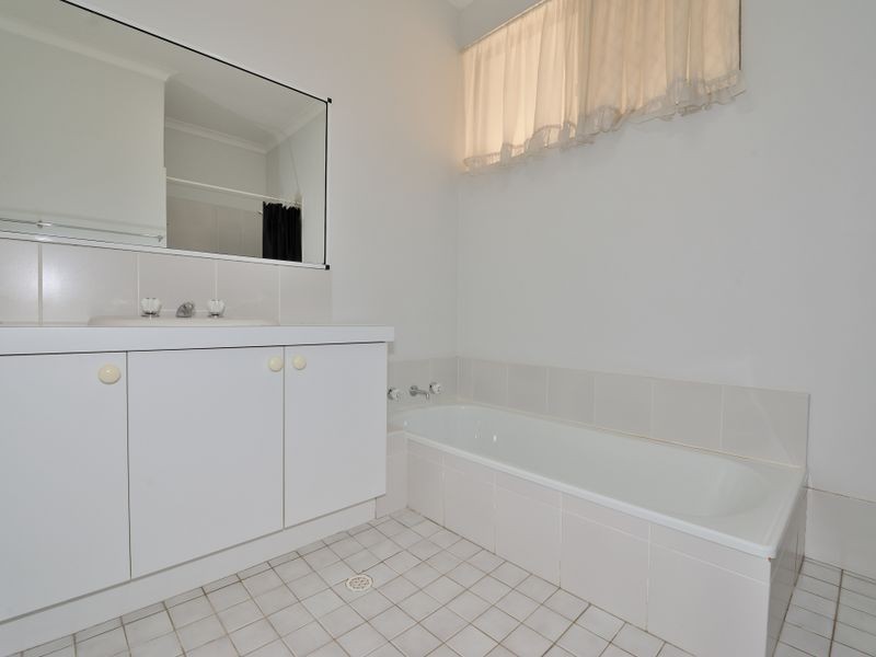 19 Warnbro Sound Avenue, Warnbro WA 6169