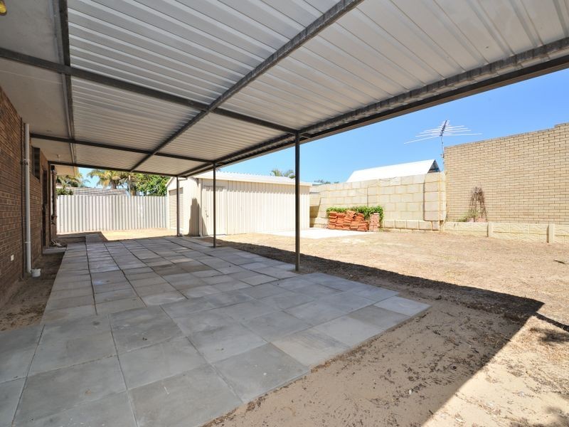 19 Warnbro Sound Avenue, Warnbro WA 6169