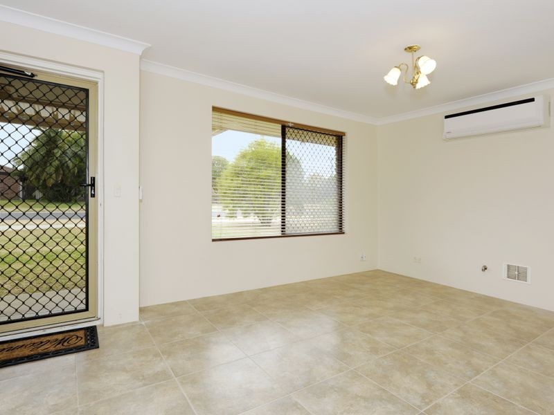 32 Solquest Way, Cooloongup WA 6168