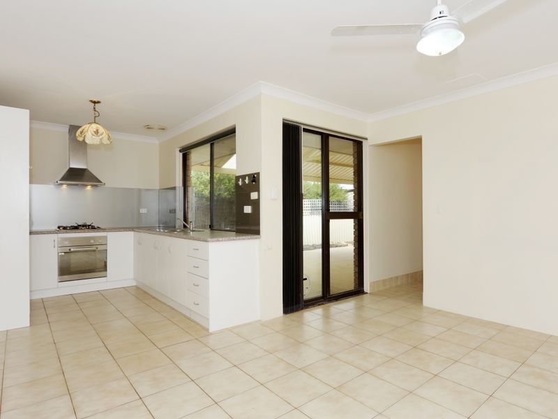 32 Solquest Way, Cooloongup WA 6168