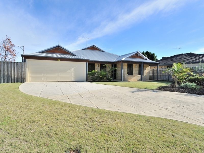 21 Chantilly Way, Meadow Springs WA 6210