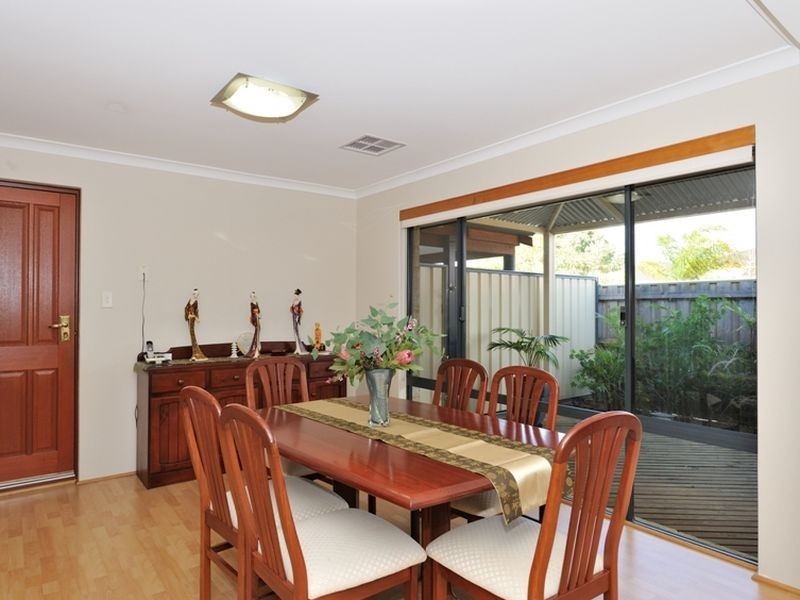 21 Chantilly Way, Meadow Springs WA 6210