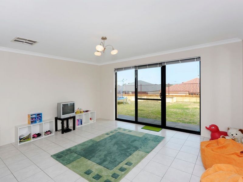 2 Corrigan Lane, Baldivis WA 6171