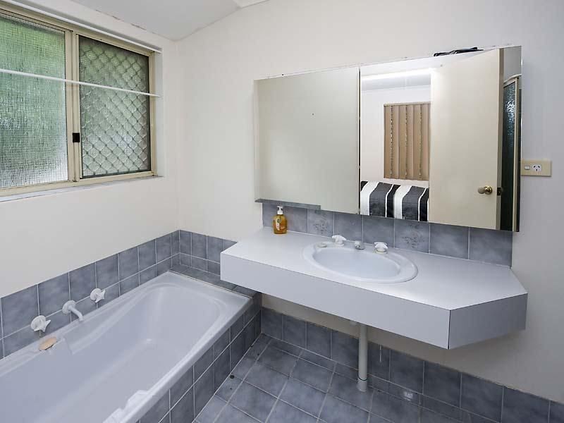 8 Pingrup Court, Waikiki WA 6169