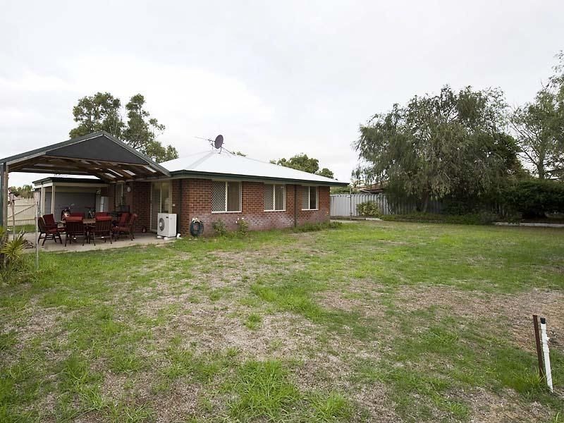 8 Pingrup Court, Waikiki WA 6169