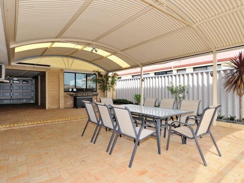 17 Mary Blair Way, Warnbro WA 6169