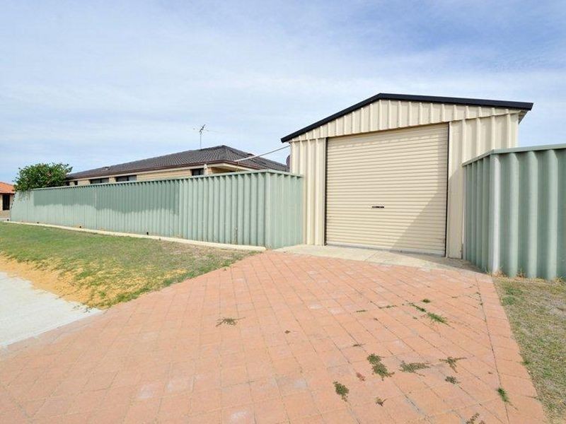 17 Mary Blair Way, Warnbro WA 6169