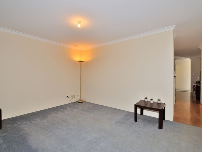 17 Mary Blair Way, Warnbro WA 6169