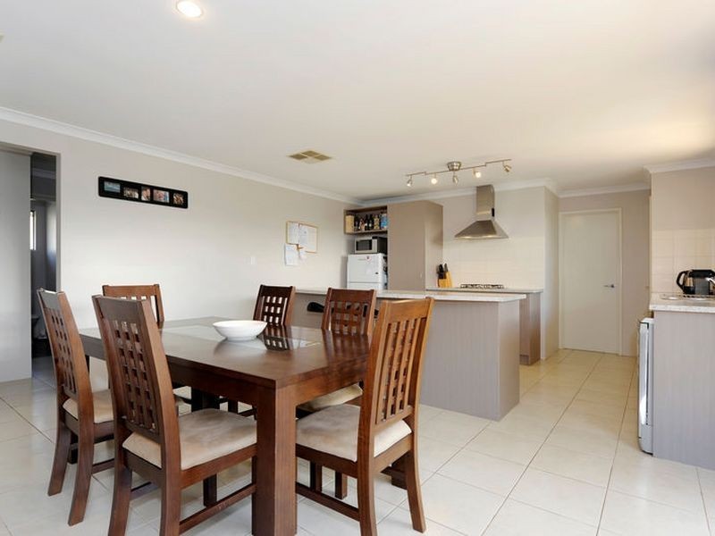 20 Amity Circuit, Shoalwater WA 6169