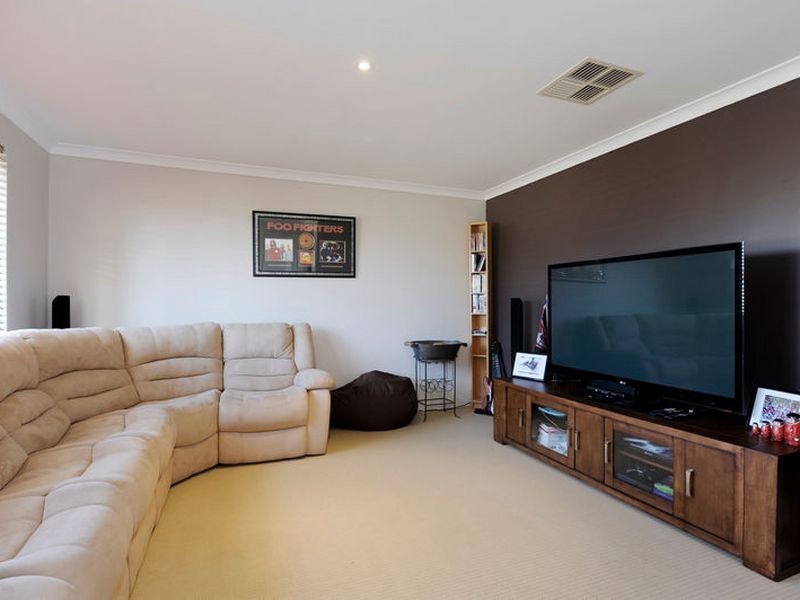 20 Amity Circuit, Shoalwater WA 6169