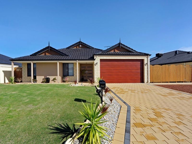 17 Gantheaume Parade, Secret Harbour WA 6173
