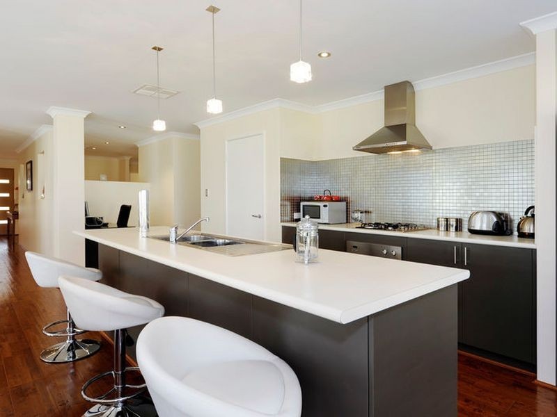 17 Gantheaume Parade, Secret Harbour WA 6173