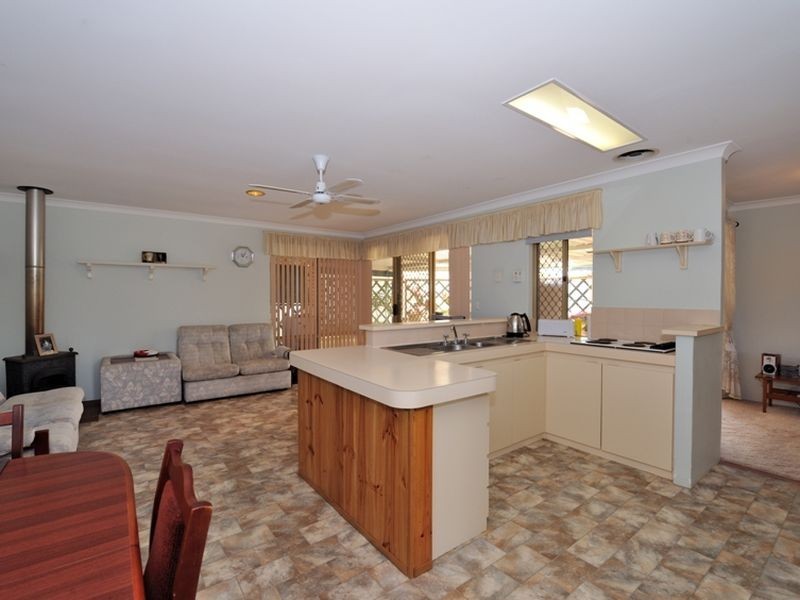 6 Acapulco Road, Safety Bay WA 6169