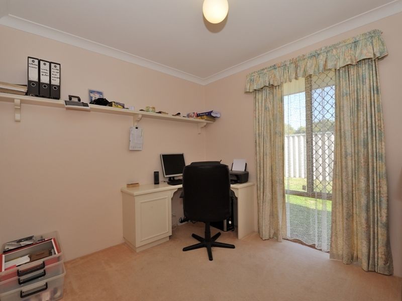 6 Acapulco Road, Safety Bay WA 6169