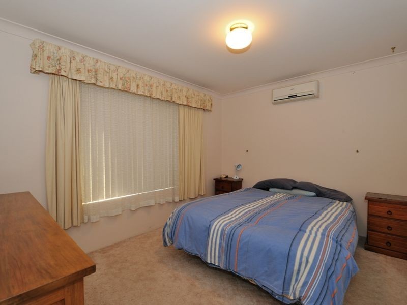 6 Acapulco Road, Safety Bay WA 6169