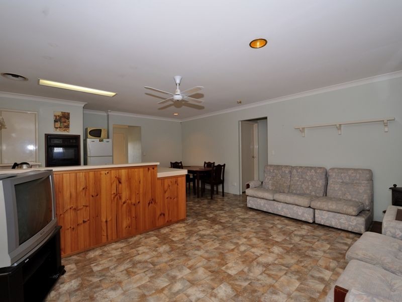 6 Acapulco Road, Safety Bay WA 6169