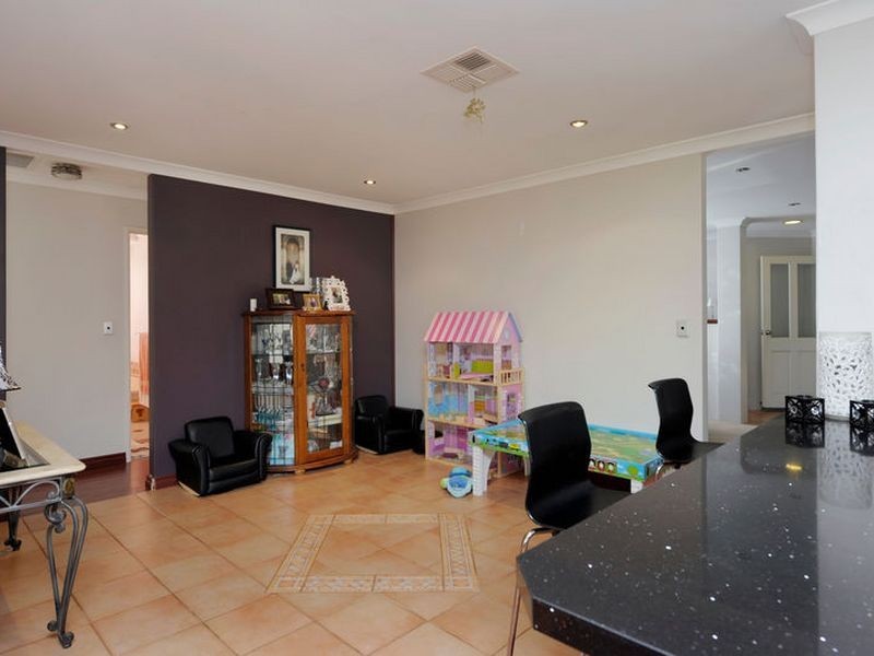 13 Maratea Parade, Secret Harbour WA 6173