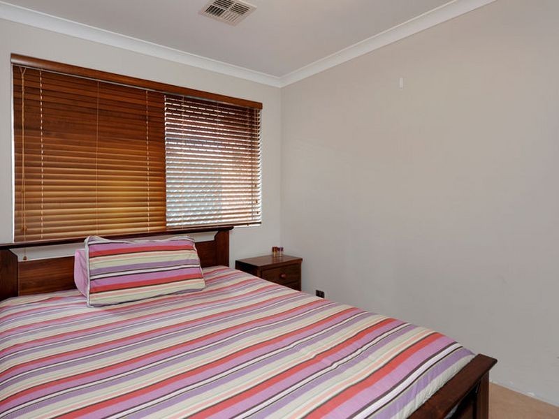 13 Maratea Parade, Secret Harbour WA 6173