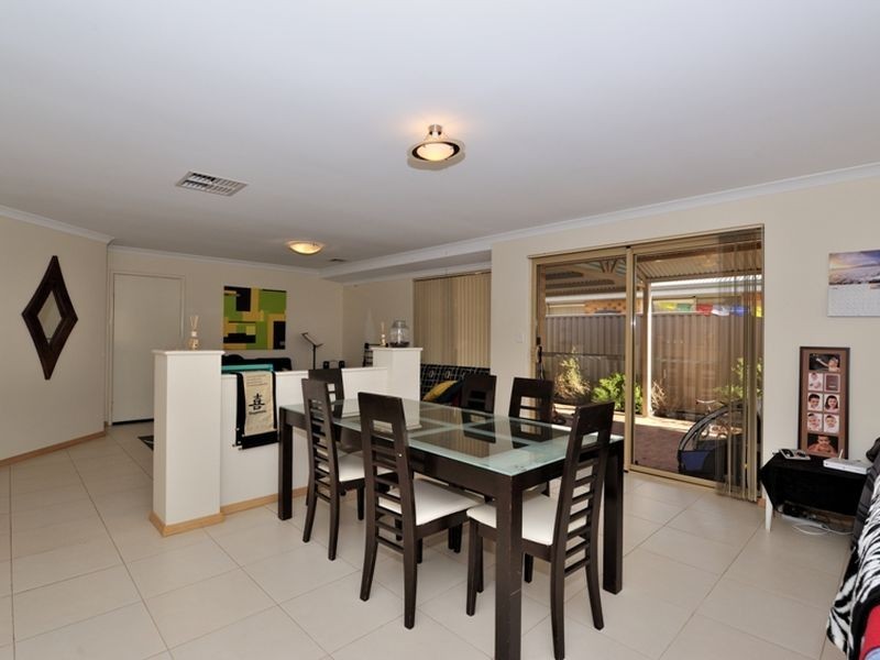 8 Chestnut Way, Baldivis WA 6171