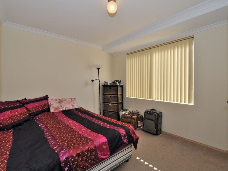 8 Chestnut Way, Baldivis WA 6171