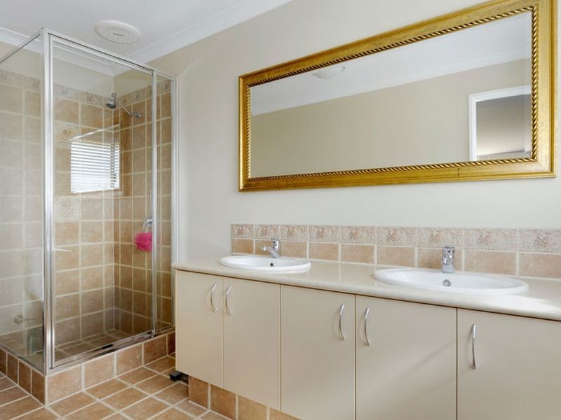5 Merimbula Way, Secret Harbour WA 6173