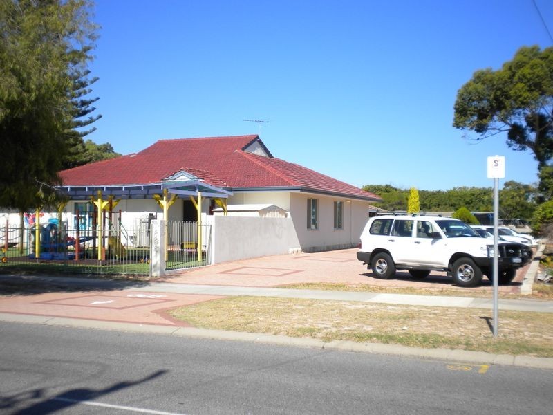 1 Waimea Road, Safety Bay WA 6169