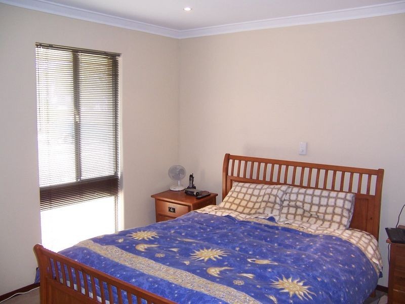 9 Hokin Street, Waikiki WA 6169