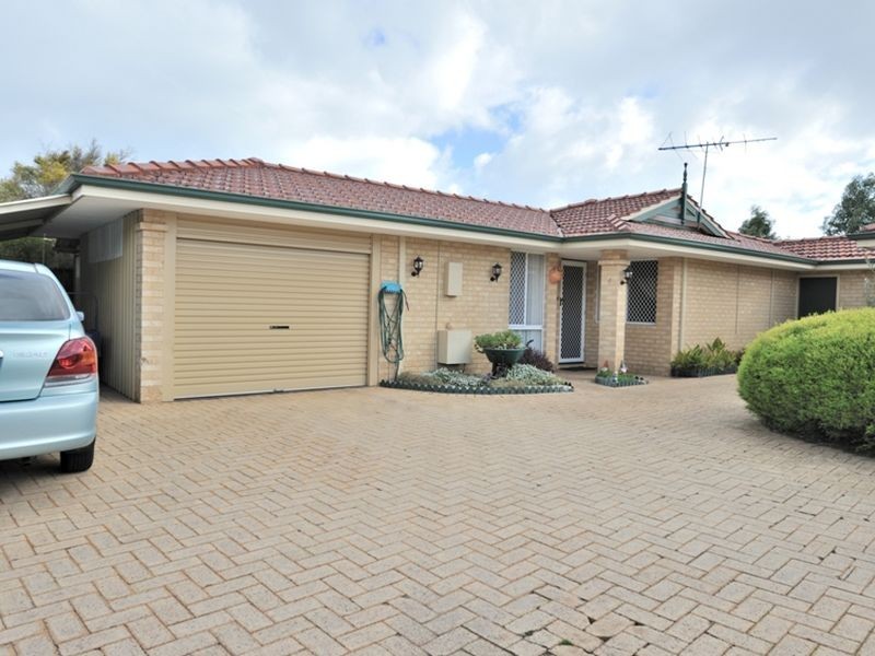4/68 Bondi Cresent, Warnbro WA 6169