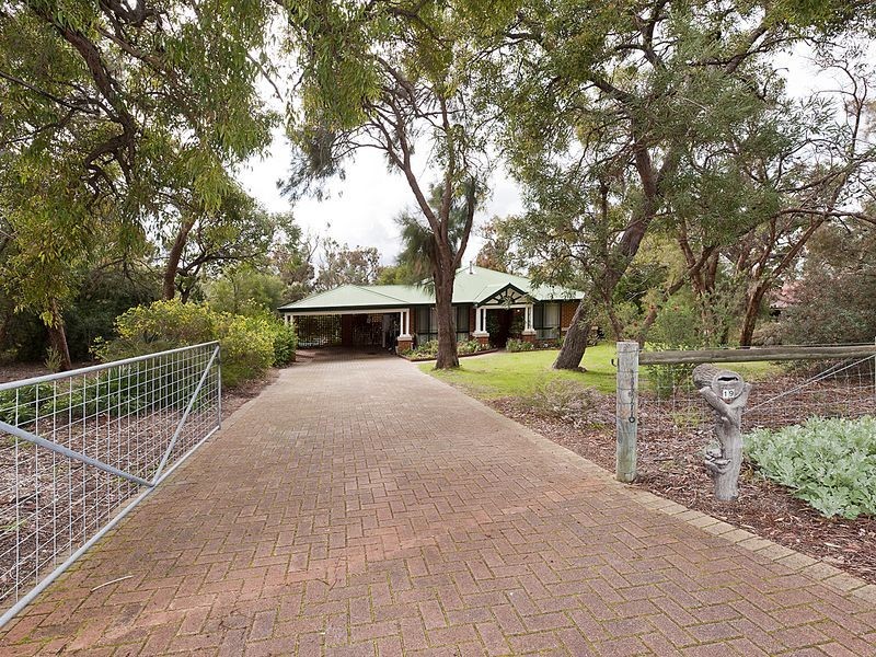 19 Shipwright Avenue, Wellard WA 6170