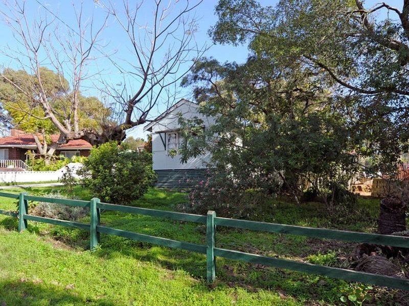 48 Brownell Crescent, Medina WA 6167