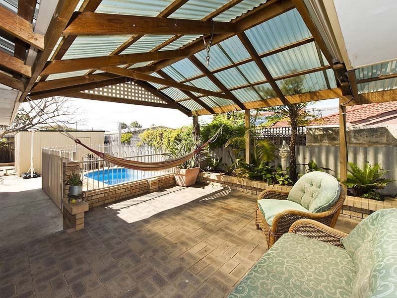 73 Fendam Street, Warnbro WA 6169