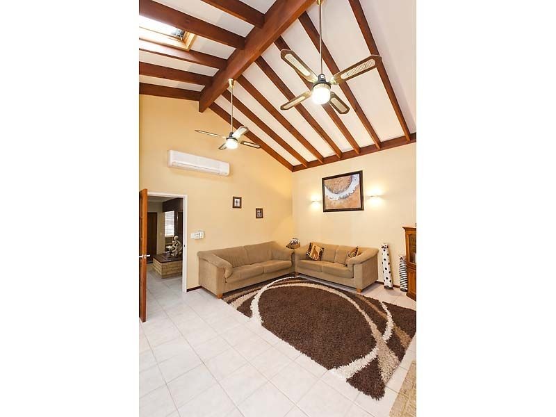 73 Fendam Street, Warnbro WA 6169