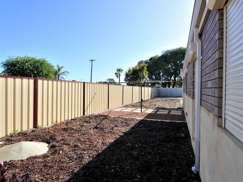 18 Hennessy Way, Rockingham WA 6168