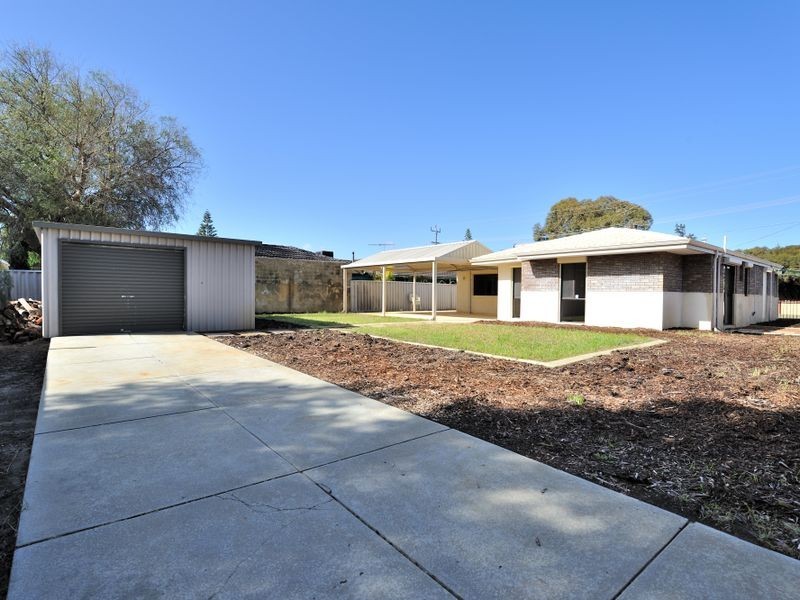 18 Hennessy Way, Rockingham WA 6168