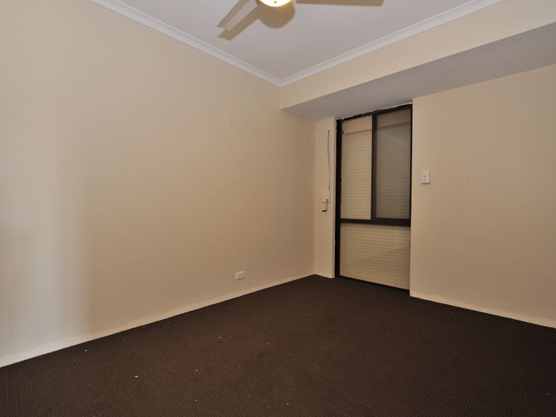18 Hennessy Way, Rockingham WA 6168