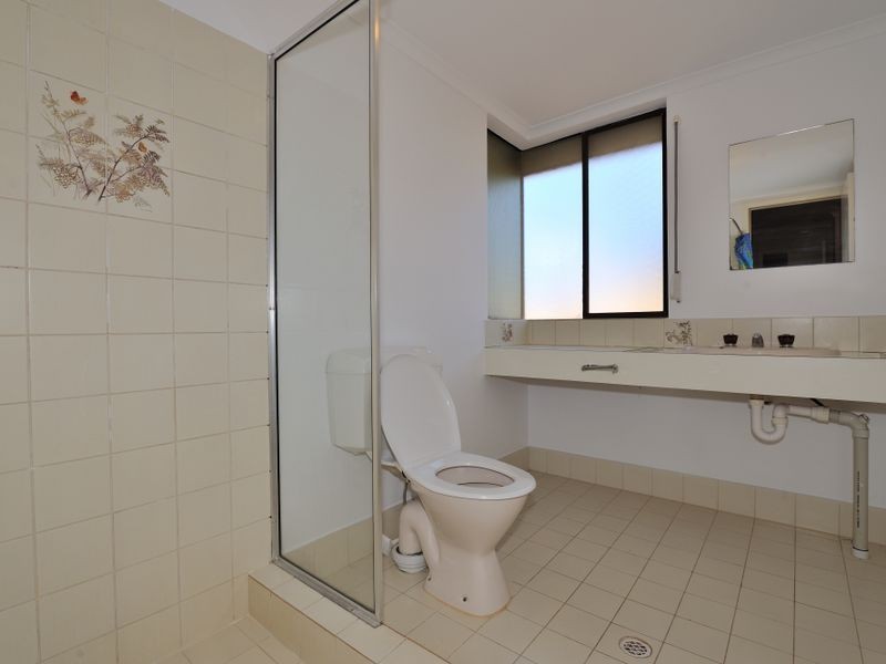 18 Hennessy Way, Rockingham WA 6168