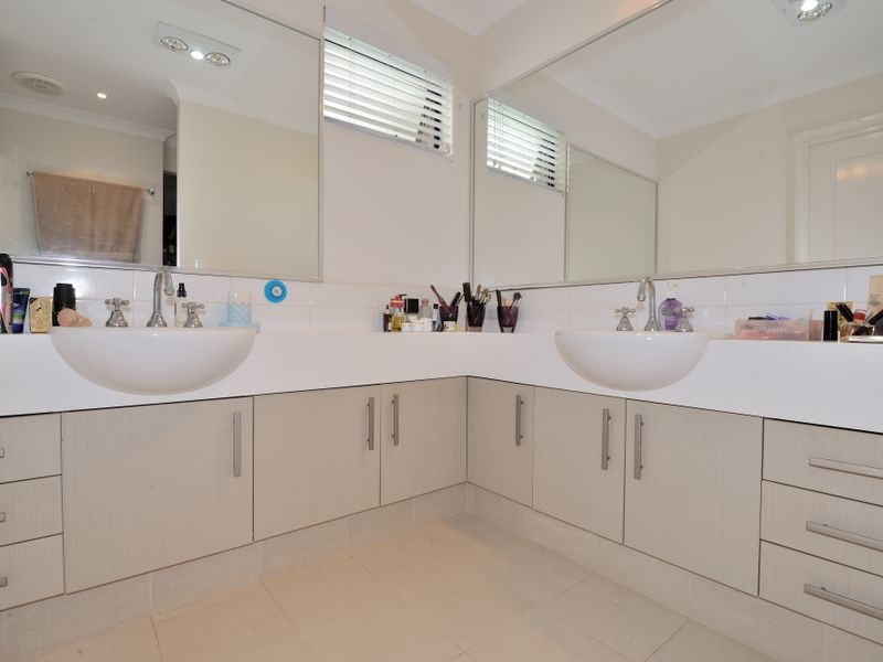 82 Waterfront Parkway, Shoalwater WA 6169