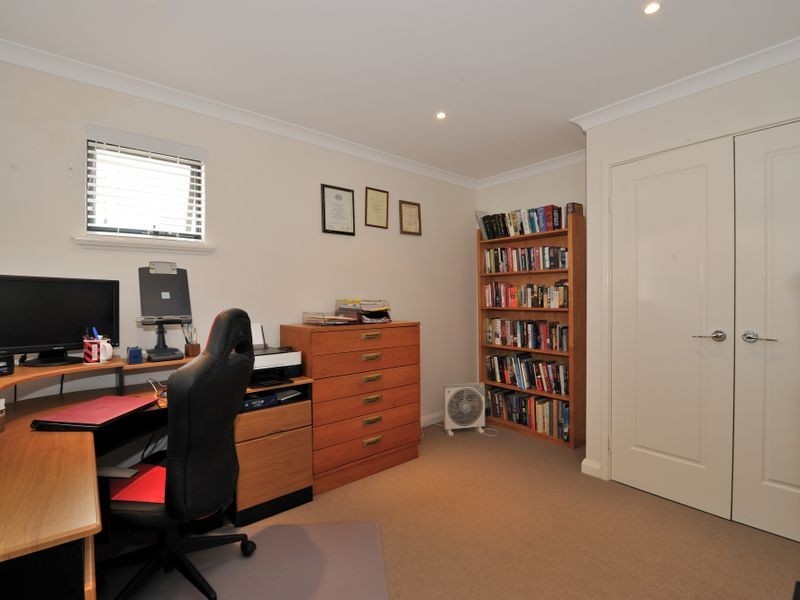 82 Waterfront Parkway, Shoalwater WA 6169