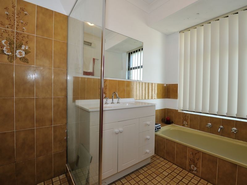 16 Noonan Road, Cooloongup WA 6168