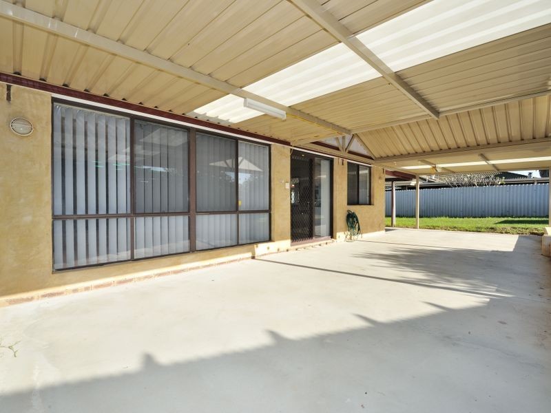 16 Noonan Road, Cooloongup WA 6168