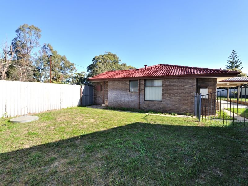 16 Noonan Road, Cooloongup WA 6168