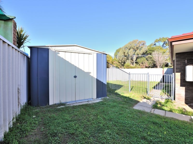 16 Noonan Road, Cooloongup WA 6168