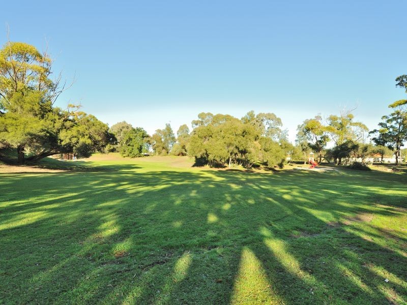 16 Noonan Road, Cooloongup WA 6168