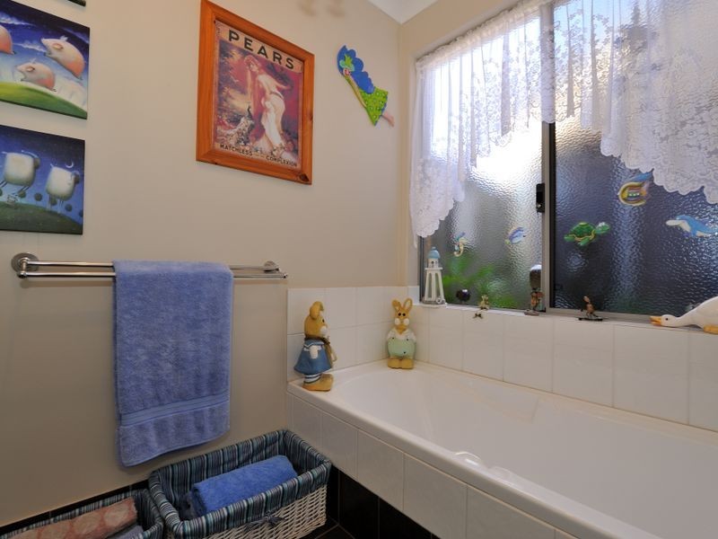 22 Kingaroy Drive, Baldivis WA 6171
