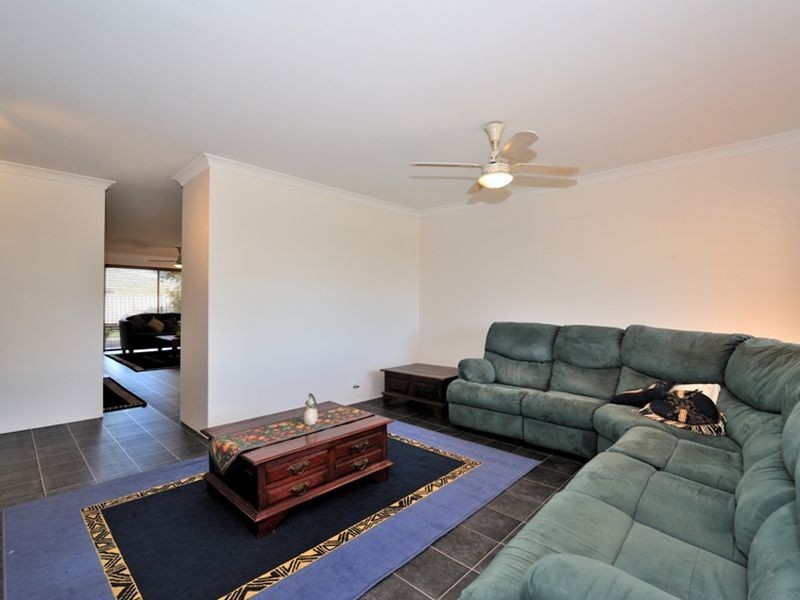 7 Senegal Grove, Warnbro WA 6169