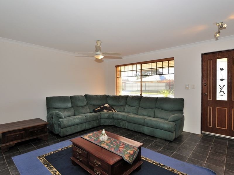 7 Senegal Grove, Warnbro WA 6169