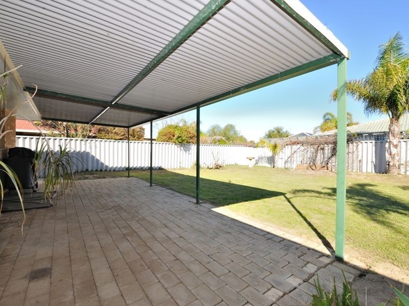 7 Senegal Grove, Warnbro WA 6169