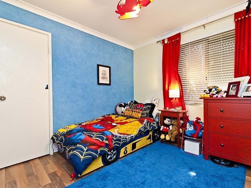 11 Cork Place, Warnbro WA 6169