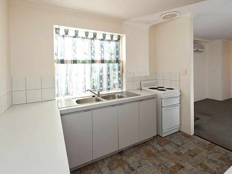 12/25 Ashford Avenue, Rockingham WA 6168